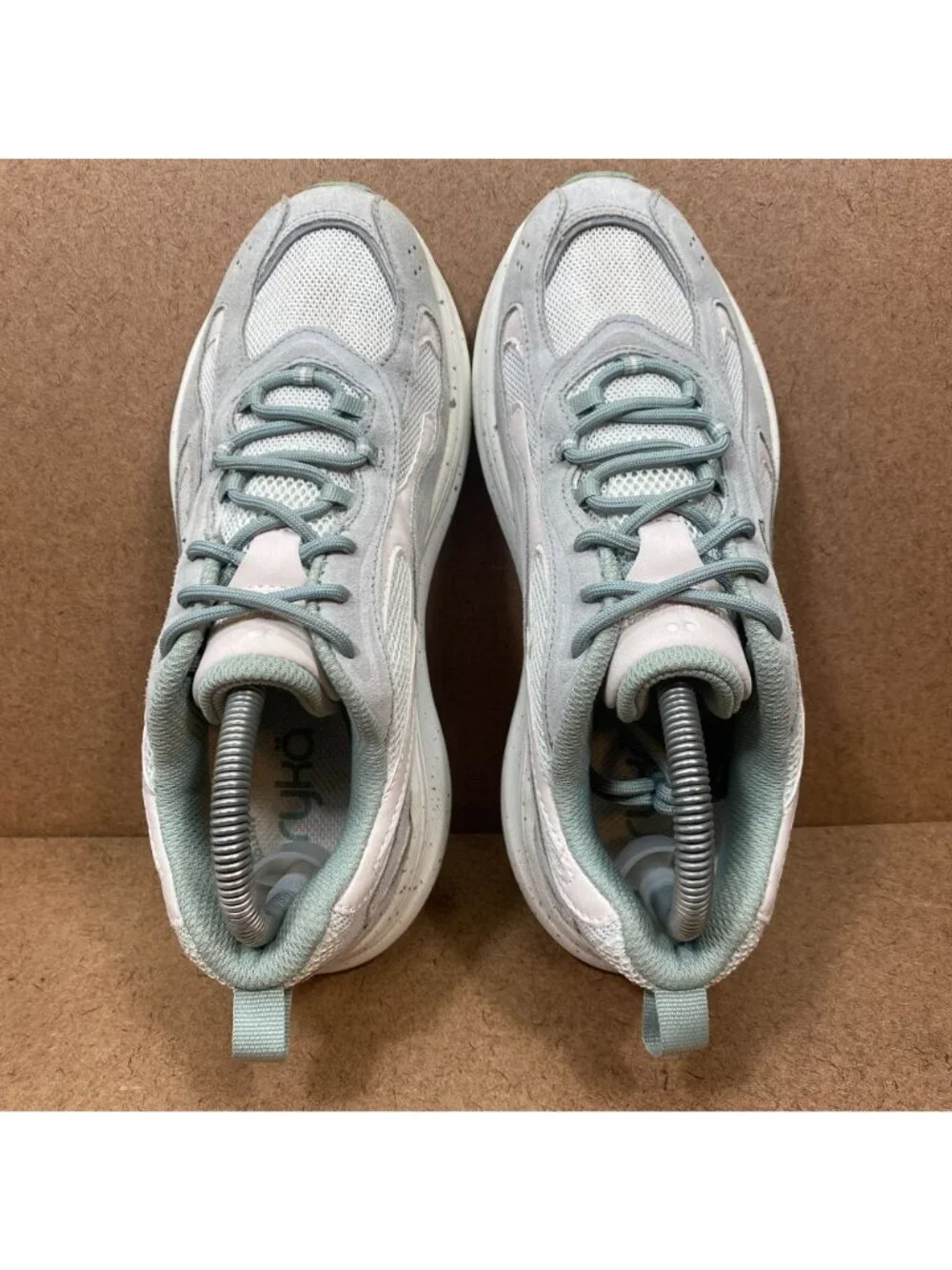 Ryka Womens Trailblazer Athletic Shoes 7.5 Gray & White Mesh Lace-Up Sneakers